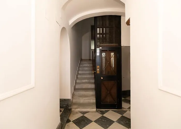 Apartment Barberini Charming Attic By Romeloft
